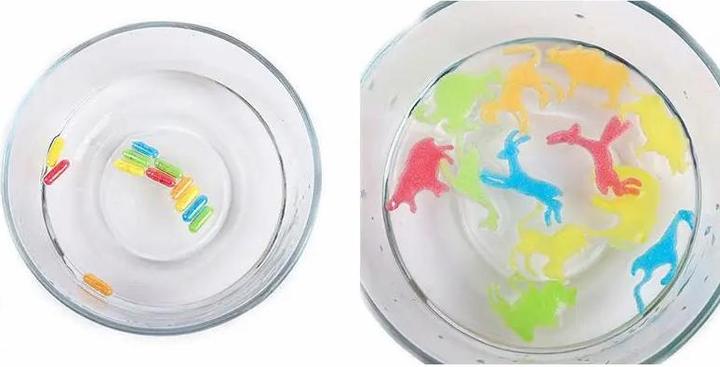 Immagine prodotto Activity Board 5Pz di capsule magiche di gomma colorate per la crescita degli animali unicorno