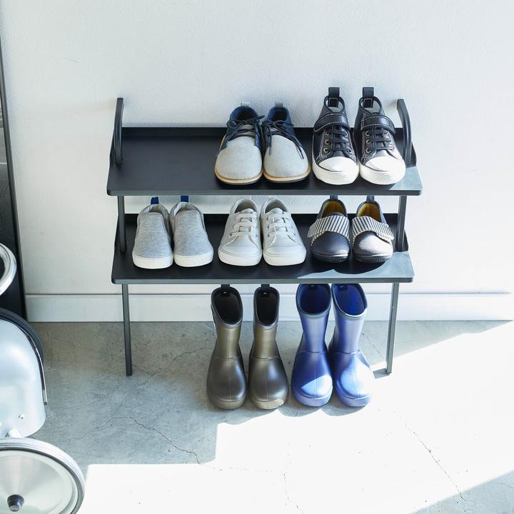 Produktbild Yamazaki Lehnendes Kinder-Schuhregal FRAME