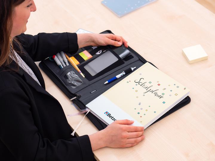 Actual product image Genie Teacher's folder with tray compartment (A4, 1 x)