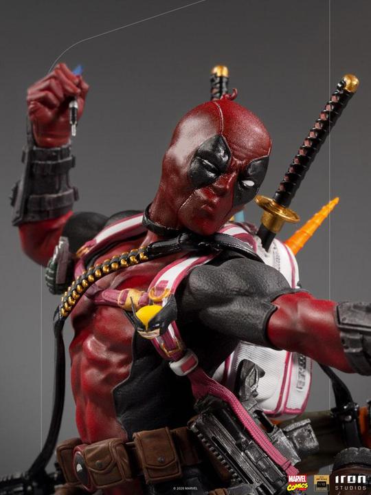 Actual product image Iron Studios Marvel Comics - Deluxe BDS: Deadpool 1/10
