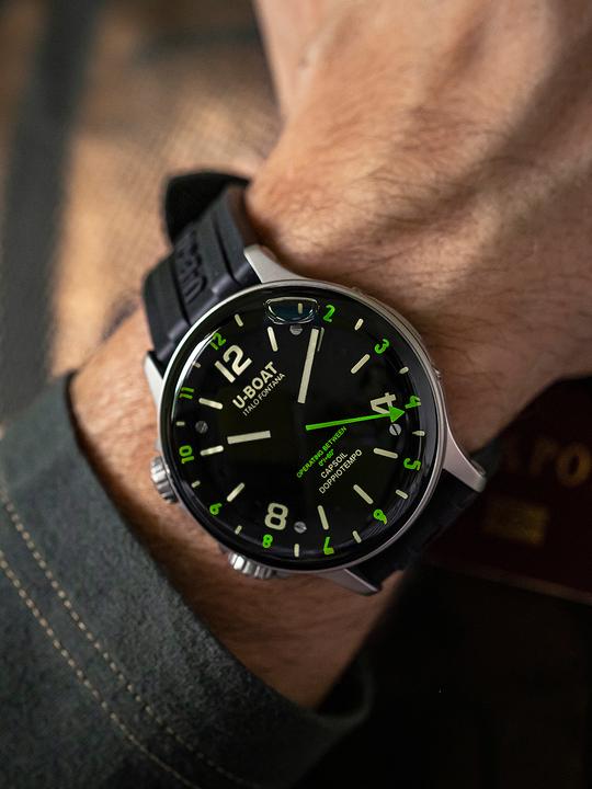 Produktbild U-Boat 8838/A Capsoil Doppiotempo SS GMT 45mm 10ATM (Analoguhr, 45 mm)