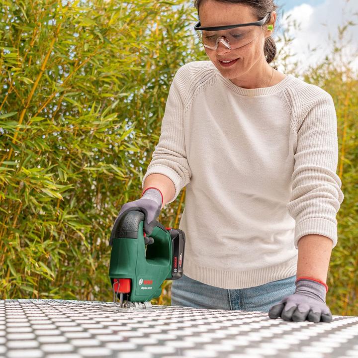 Image du produit Bosch Home & Garden UniversalSaw 18V-100