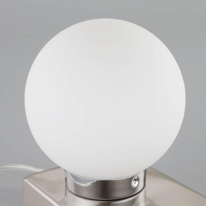 Produktbild Lindby Naomi Tischleuchte Opal/Chrome (E14)