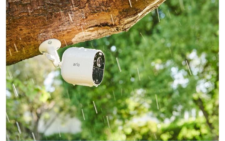 Produktbild Arlo Essential Spotlight Kamera, 4er Set weiss (1920 x 1080 Pixels)