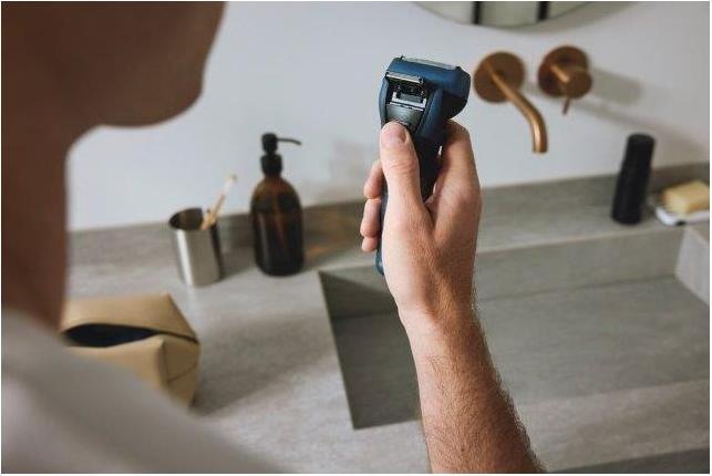 Actual product image Panasonic ES-LT4B