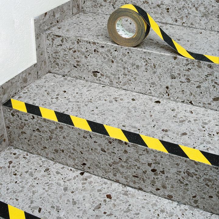 Produktbild Moravia Antirutschbelag 100 mm gelb-schwarz Selbstklebend, Rolle à 18 m (100 mm)