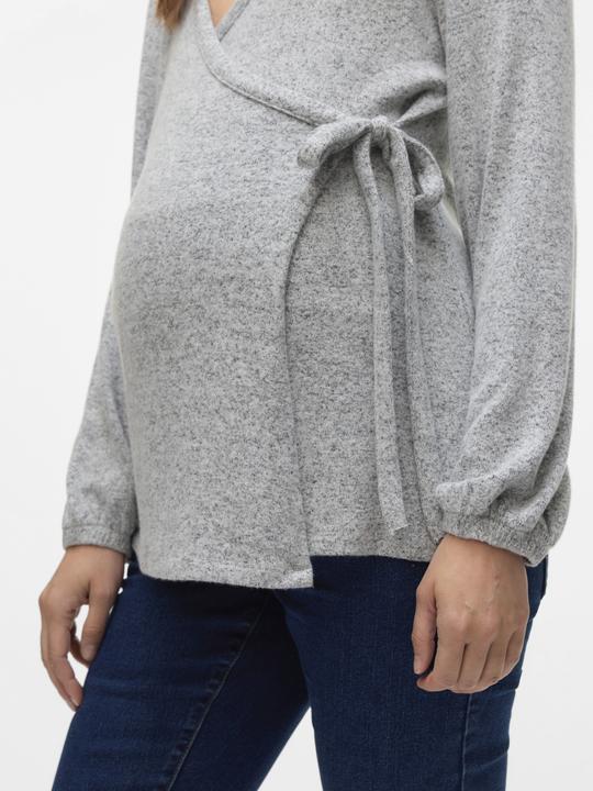 Actual product image Mamalicious Normal geschnitten V-Ausschnitt Top Bluse