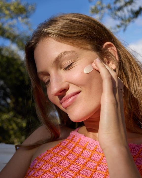 Image du produit NIVEA Apprêt 2 en 1 (Crème solaire, SPF 50+, 30 ml)