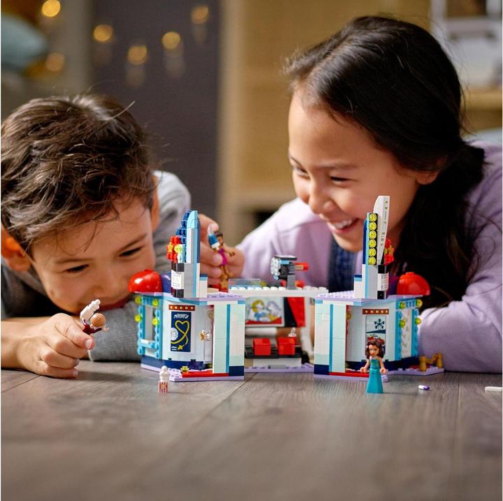 Produktbild LEGO Heartlake City Kino (41448, LEGO Friends)