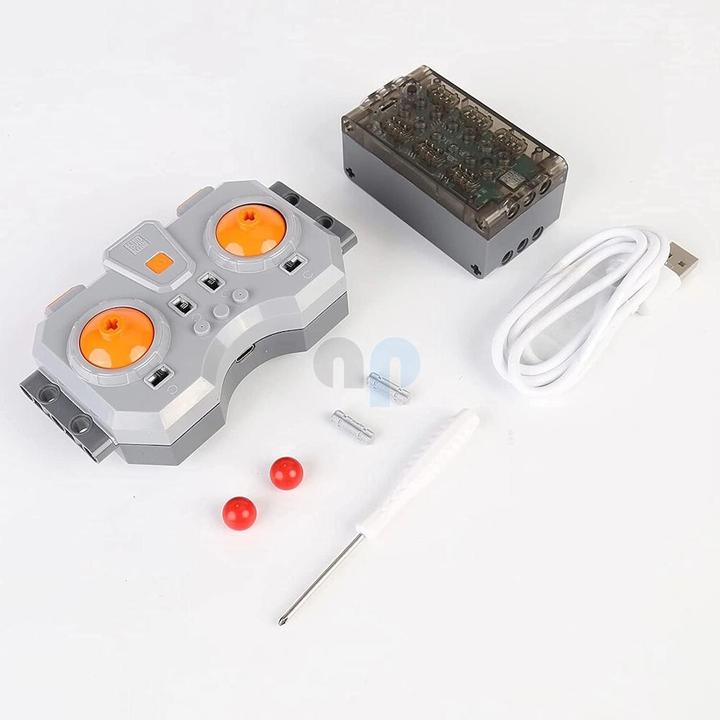 Actual product image Mould King 6.0 Receiver - Battery box with analogue remote control
