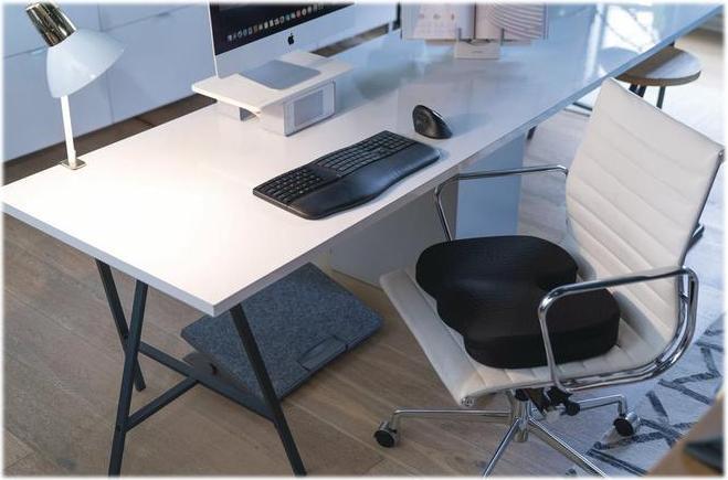 Actual product image Kensington Premium Cool-Gel Seat Cushion
