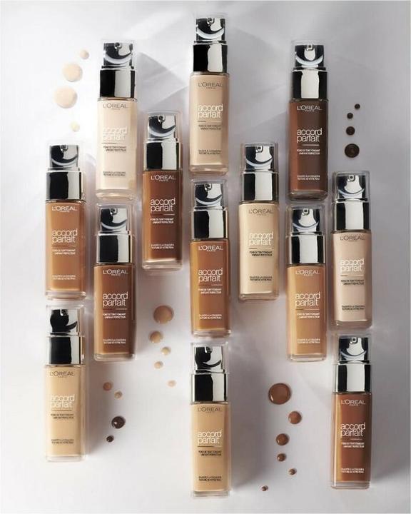 Immagine prodotto L'Oréal Paris ACCORD PARFAIT fondotinta acido ialuronico #7.D/W 30 ml (7.D, W Ambra dorata)