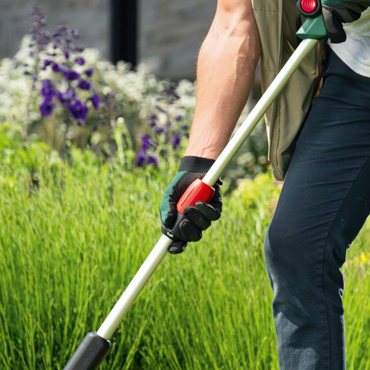 Produktbild Bosch Home & Garden Akku-Rasentrimmer UniversalGrassCut 18V-26-500 Solo (Trimmfaden)