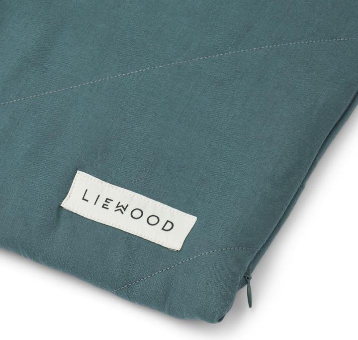 Actual product image Liewood Bed edge protector Benedicte Whale Blue