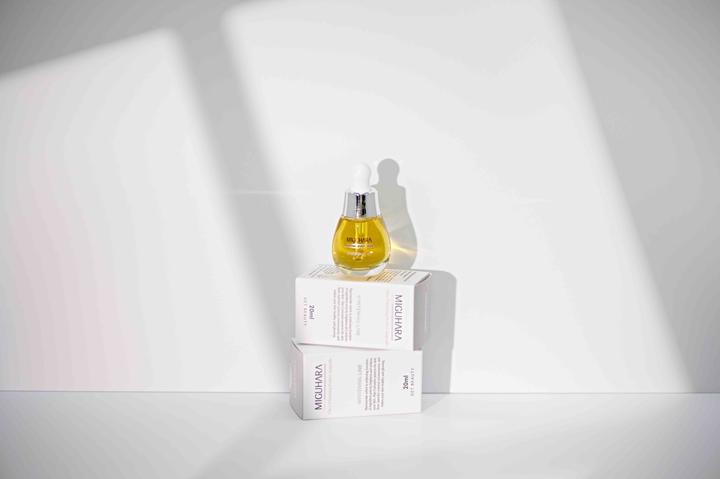 Actual product image Miguhara Ultra whitening perfect ampoule