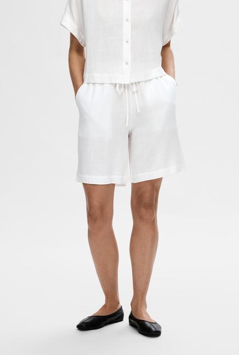 Image du produit Selected Femme Short taille moyenne (Bande de fréquences 38 (2600 MHz))