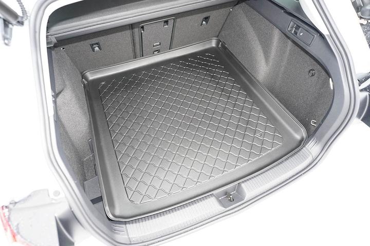 Produktbild Aristar Kofferraumwanne für VW Golf 8 Variant (Kombi) ab 11.2020 bis heute