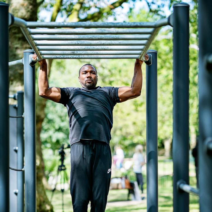 Actual product image Kompan Outdoor fitness equipment Hangelstrecke Pro