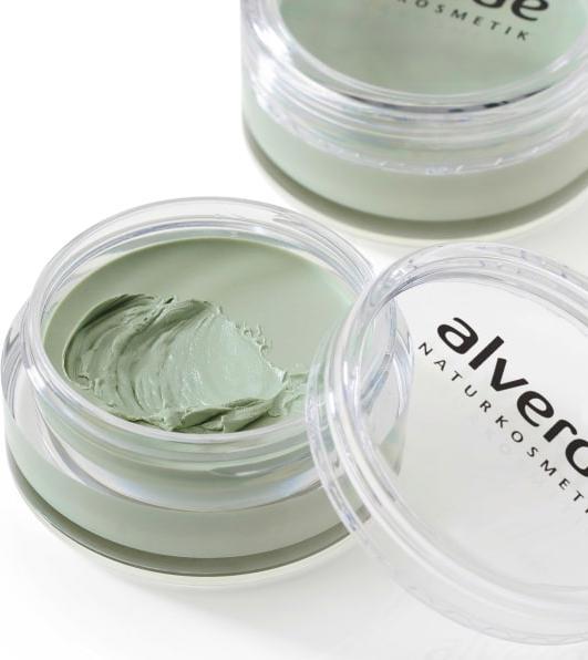 Actual product image dm alverde Camouflage anti-redness