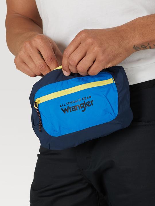 Actual product image Wrangler All Terrain Gear Packable Zipoff Cargo (34)