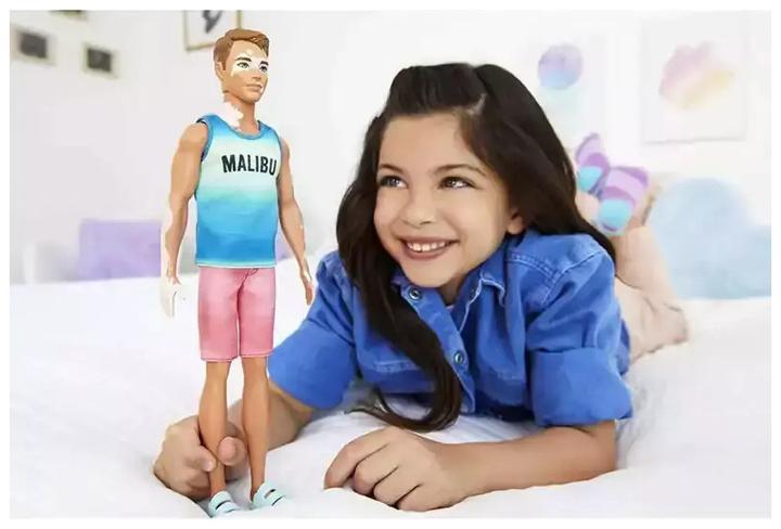 Immagine prodotto Barbie Canotta Ken Doll in Malibu