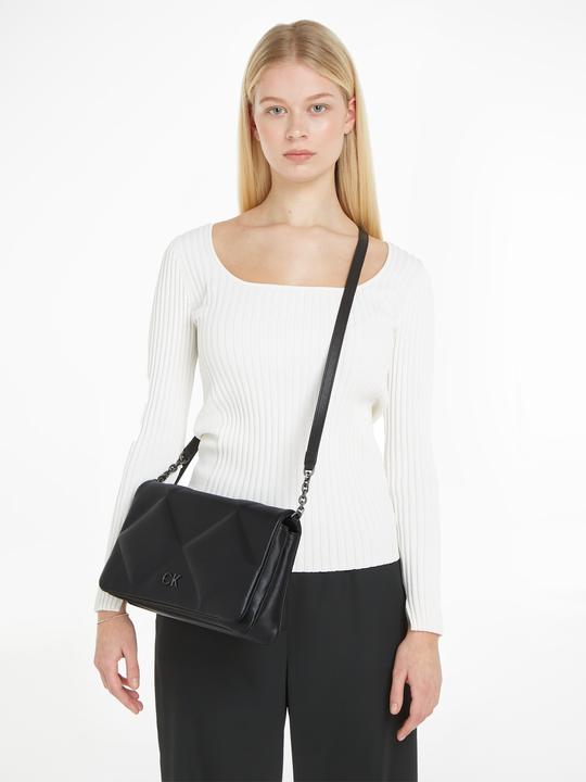 Actual product image MGA Re-Lock Quilt Shoulderbag