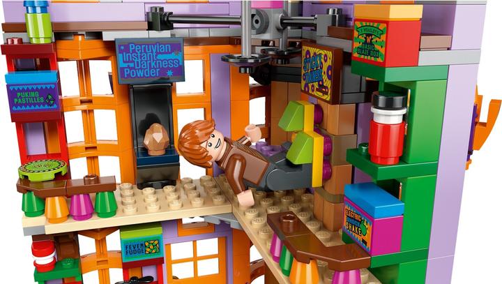 Produktbild LEGO Winkelgasse: Weasleys Zauberhafte Zauberscherze (76422, LEGO Harry Potter)