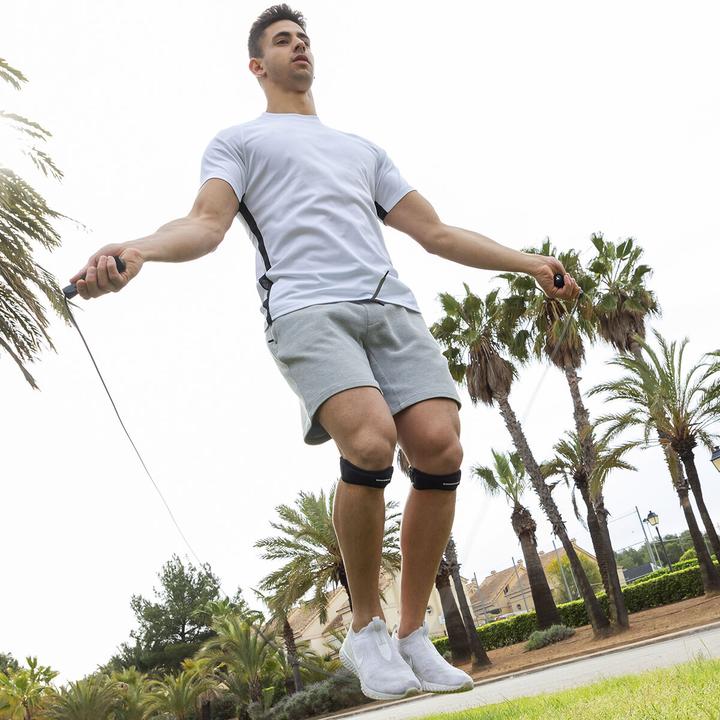 Actual product image InnovaGoods Support band for the kneecap Forcnee 2 pieces (One size)