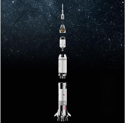Actual product image LEGO NASA Apollo Saturn V (92176, LEGO Ideas, LEGO Rare Sets)