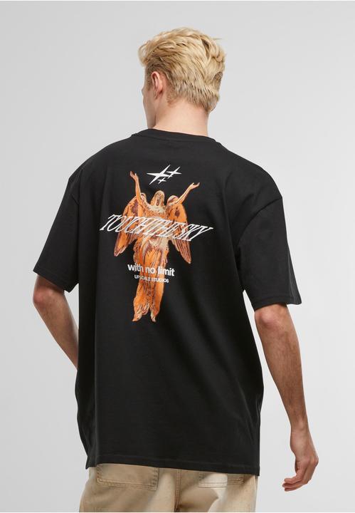 Actual product image Urban Classics Upscale Touch the Sky Oversize Tee - 192411 (M)