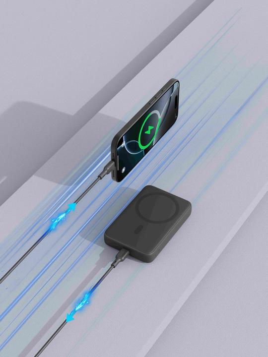 Image du produit Aukey MagFusion Slim (10000 mAh, 20 W, 37 Wh)