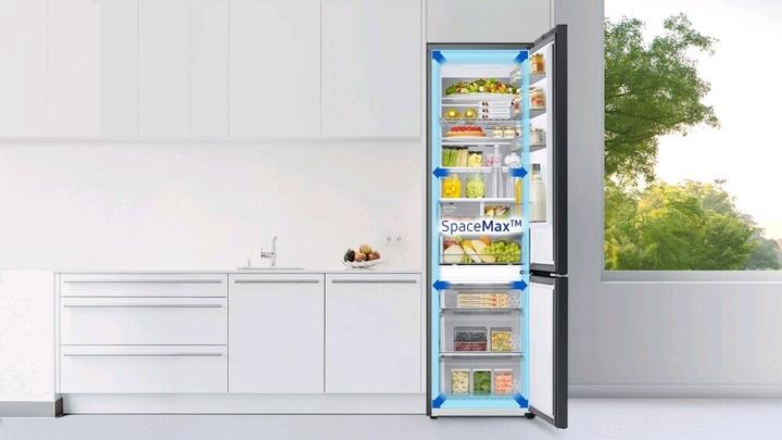Immagine prodotto Samsung RB38C672CSA frigorifero Combinato EcoFlex AI Libera installazione con congelatore Wifi 2m 39 (390 l)