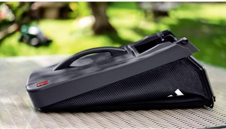 Produktbild Bosch Home & Garden UniversalRotak 2x18V-37-550 (Akkubetrieb)