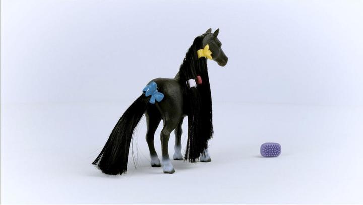 Actual product image Schleich Beauty Horse Quarter Horse Mare