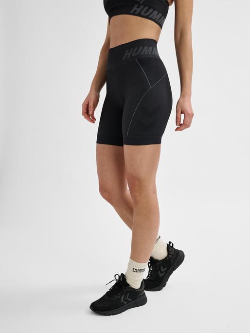 Actual product image hummel Te Christel Seamless Shorts (XS)
