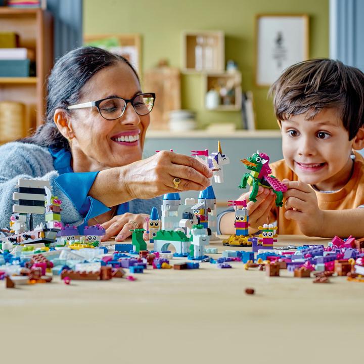 Image du produit LEGO Univers fantastique Kit de construction créatif (11033, LEGO Classic)