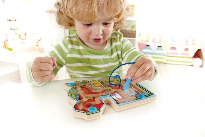 Image du produit Hape Choo Choo suit le train de l'amusement