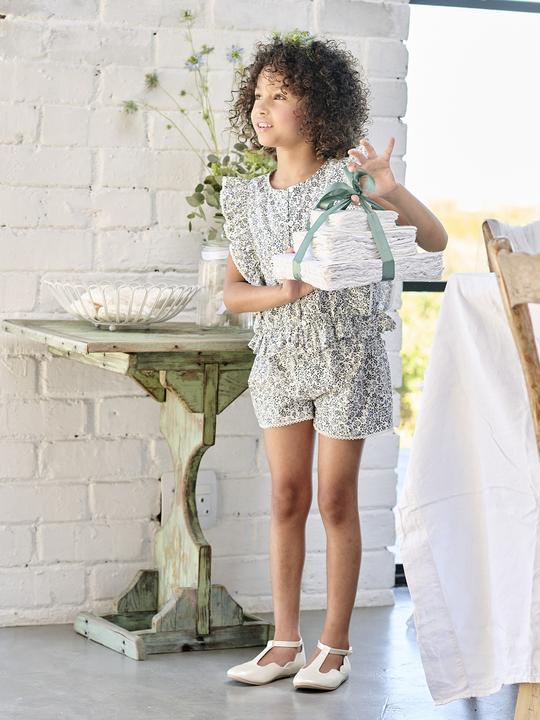 Actual product image Vertbaudet Festliches Mädchen-Set: Volantbluse & Shorts (128)