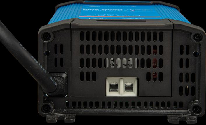 Actual product image Victron Energy Blue Smart 24/12 IP22 (24V, 12 A)