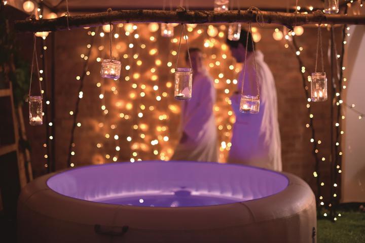 Produktbild Bestway Lay-Z-Spa Paris (4 Pers.)