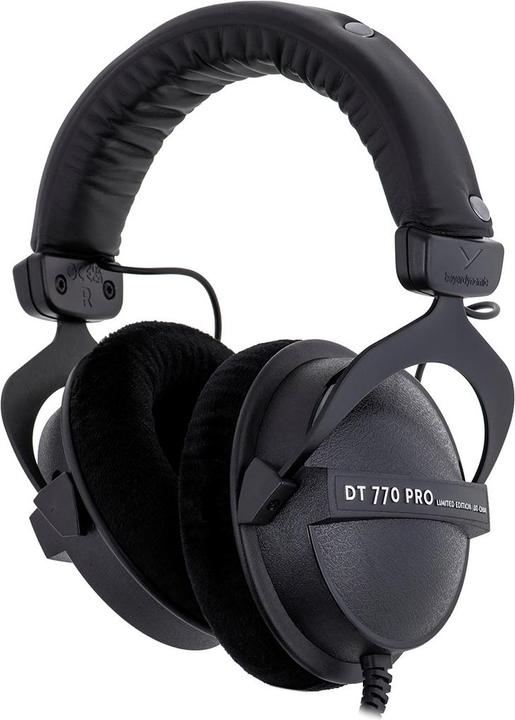 Actual product image Beyerdynamic DT 770 Pro Black Limited Edition (No noise cancelling, Cable)