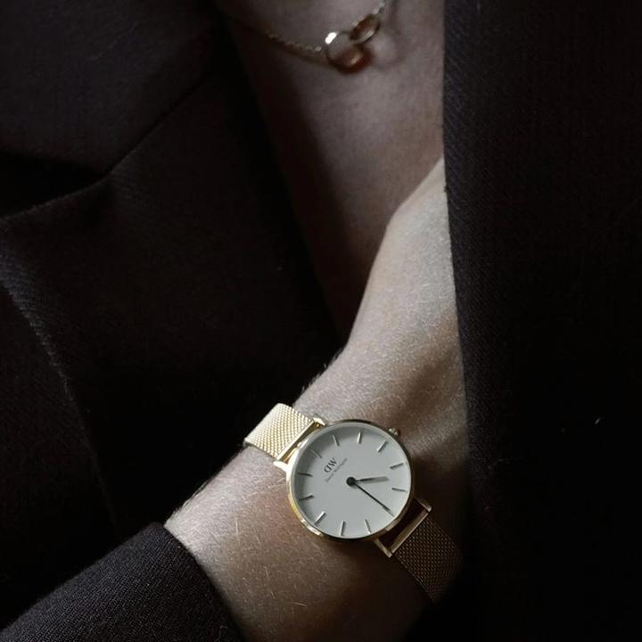 Image du produit Daniel Wellington Classic Petite Evergold blanche (32 mm) (Montre avec pierre précieuse, 32 mm)