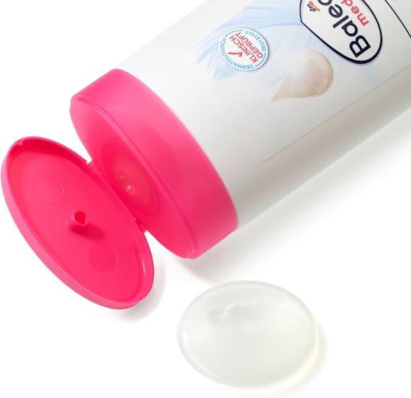 Actual product image dm Balea MED Urea 2in1 Shower (300 ml)