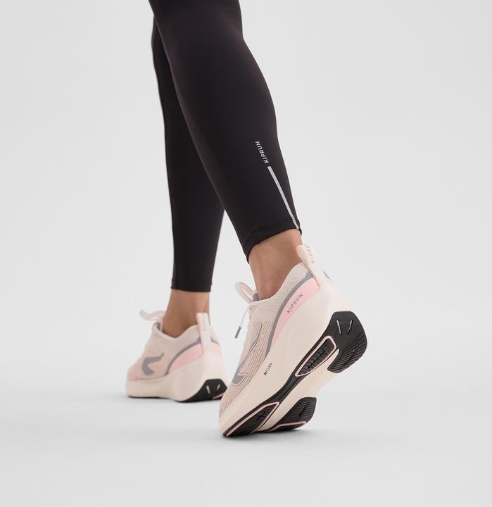 Actual product image Kiprun Laufschuhe Damen - KipCore beige/rosa (42)