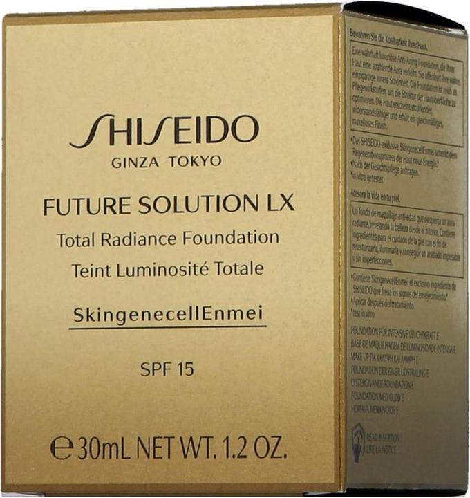 Actual product image Shiseido Total Radiance Foundation (N3 Neutral)