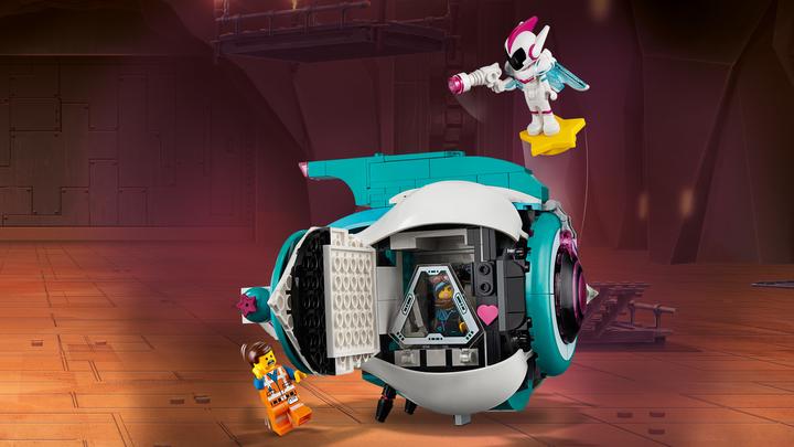 Actual product image LEGO Sweet Mishmash Systar Spaceship (70830)