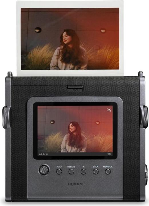 Actual product image Fujifilm Instax Wide Evo Black