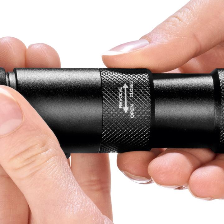 Produktbild Maxxmee Power-Taschenlampe 3.7 V 1800 mAh Schwarz (4 cm)