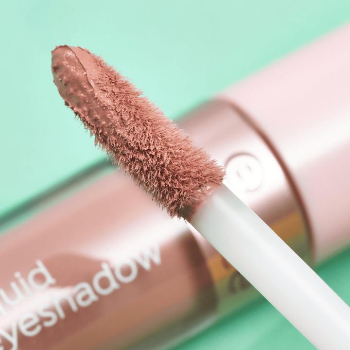 Actual product image essence matte liquid eyeshadow (01 Bare Bliss)