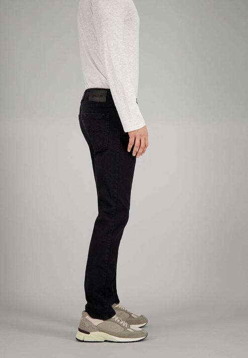 Actual product image Atelier Gardeur Jeans BATU-2 (W46/L32)